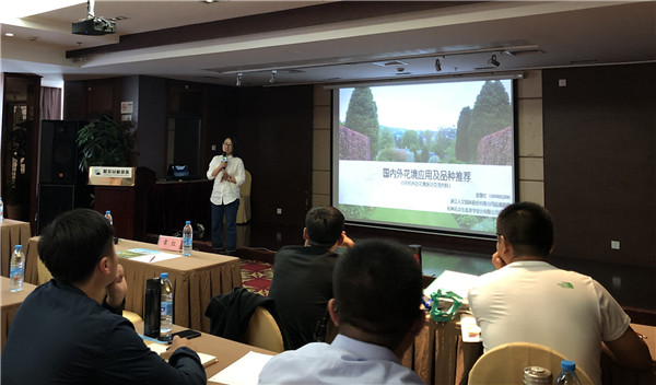 155849600969720060EF.jpg 3.jpg